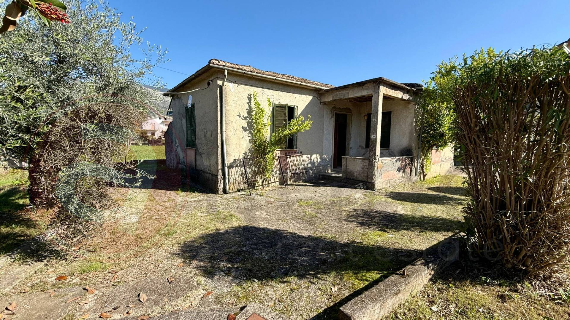 Casa indipendente con box a Roccasecca