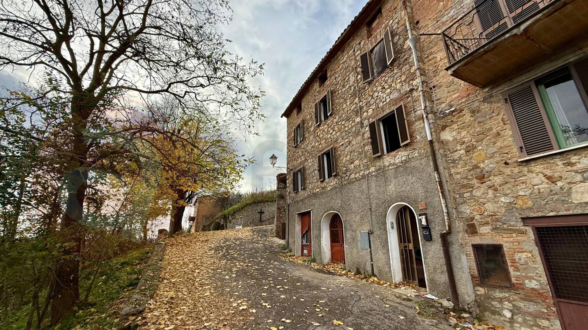 Palazzo storico in vendita a Ficulle