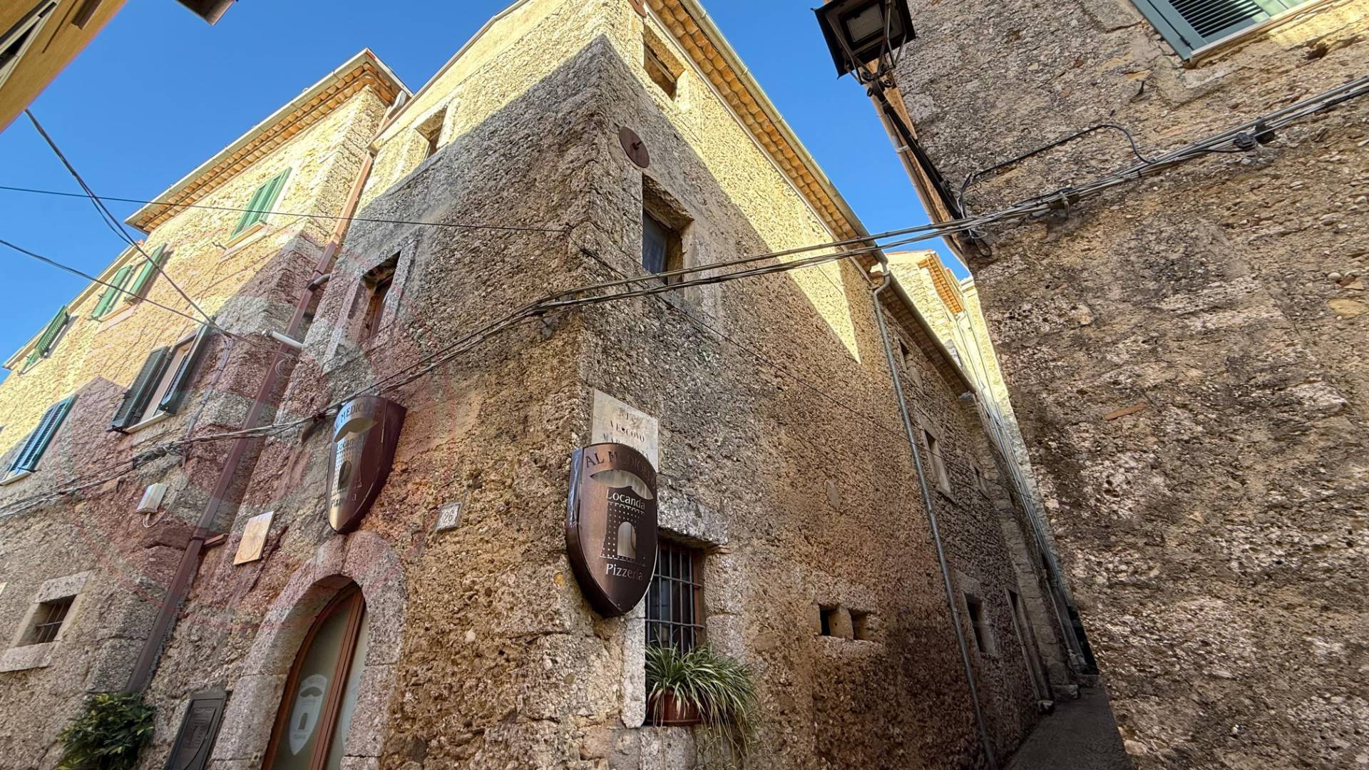 Palazzo storico in vendita a Santopadre