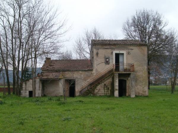 Rustico in vendita a Roccasecca