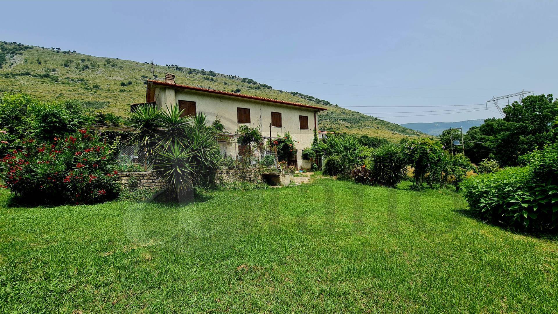 Casale di campagna in vendita a Prossedi