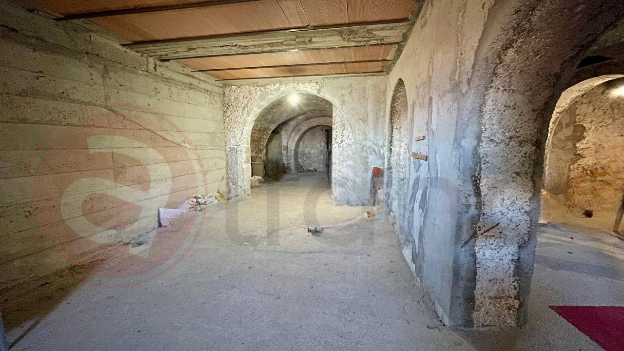 Locale commerciale in vendita a Arpino