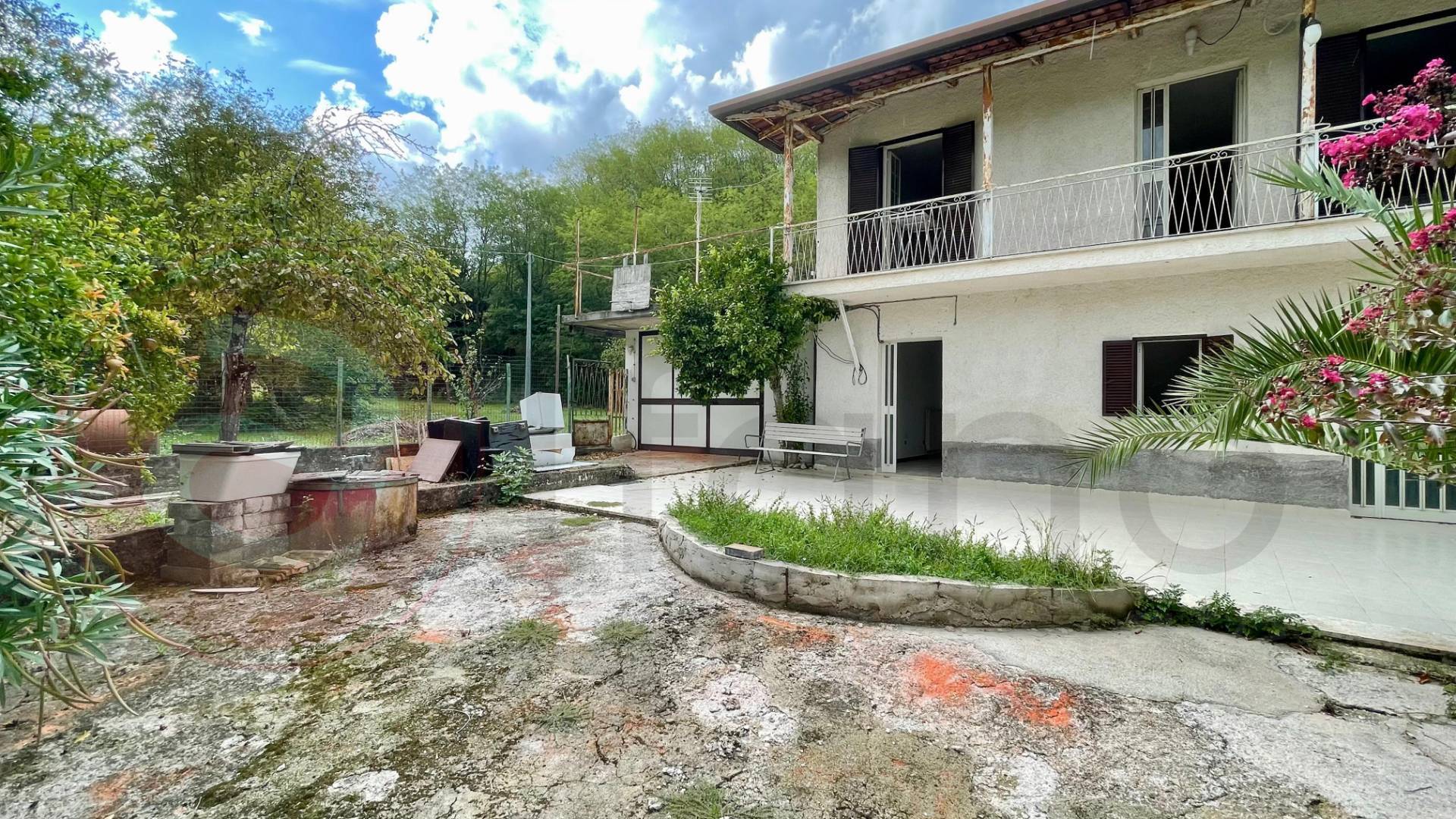 soluzione semiindipendente in vendita a Sant'Andrea del Garigliano