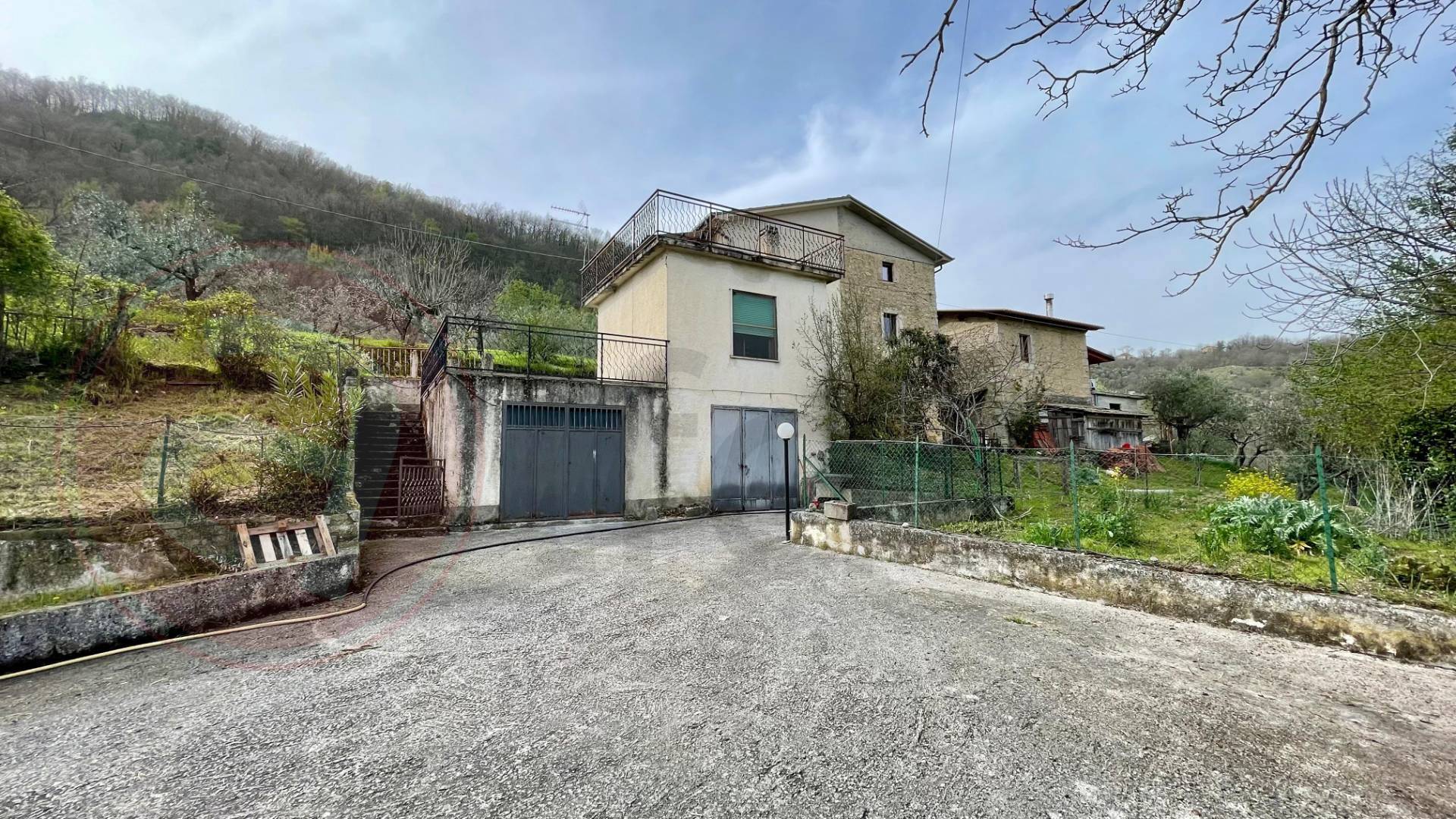 Casale di campagna in vendita a Santopadre
