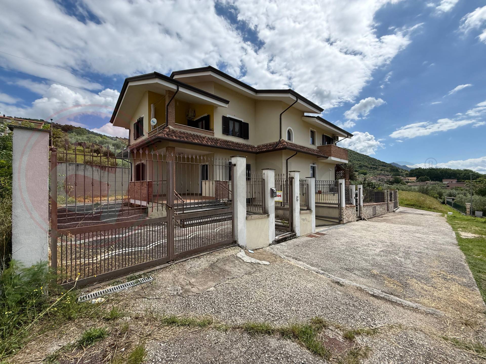 Appartamento in vendita a Colfelice