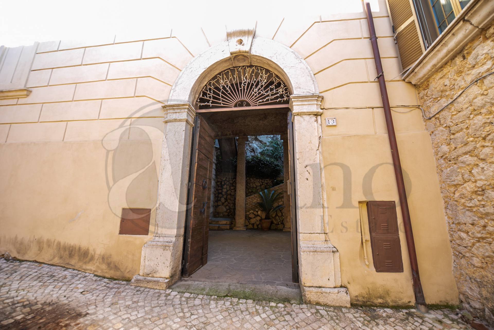 Palazzo storico in vendita a Rocca d'Arce