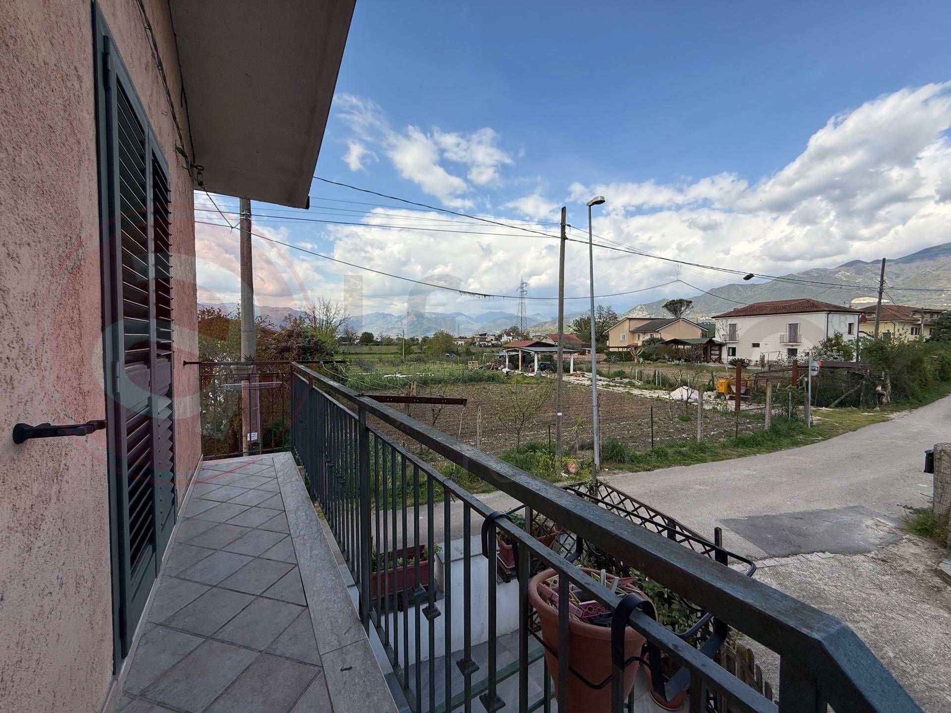 soluzione semiindipendente in vendita a Cervaro