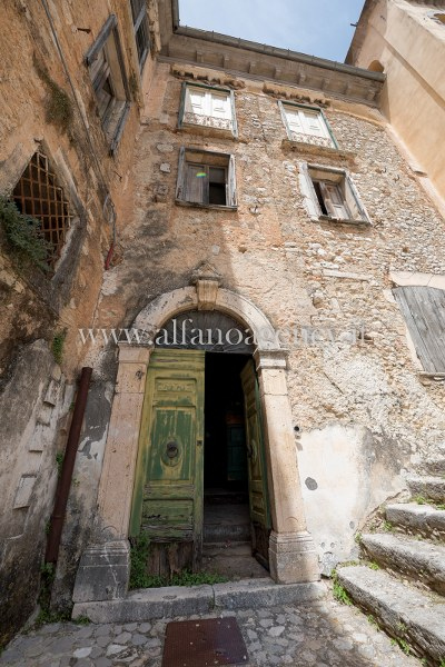 Abitazioni tipiche storiche in vendita a Fontana Liri, Fontana Liri Superiore
