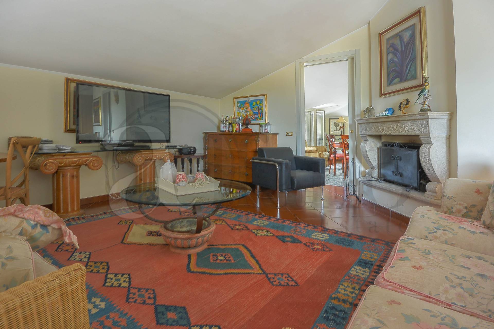 Palazzo intero stabile in vendita a Castrocielo