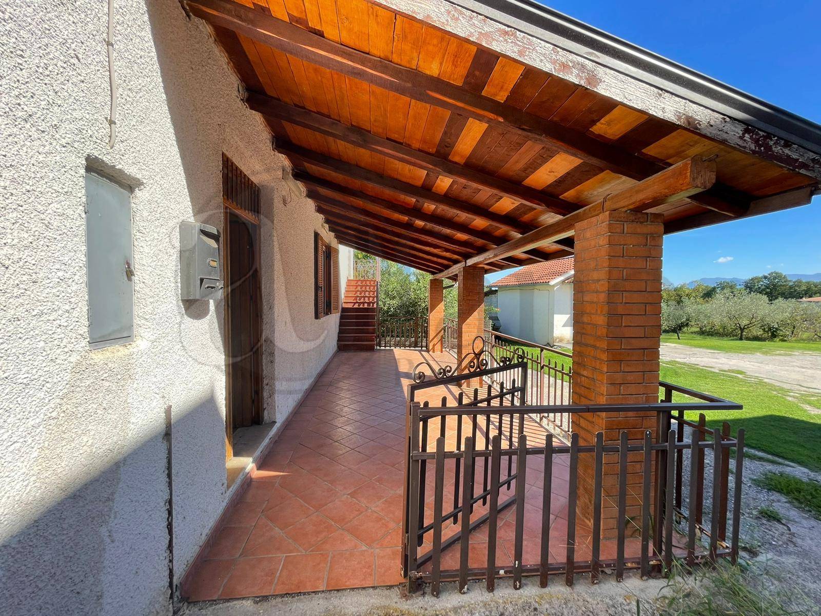 Casa indipendente in vendita a Colfelice