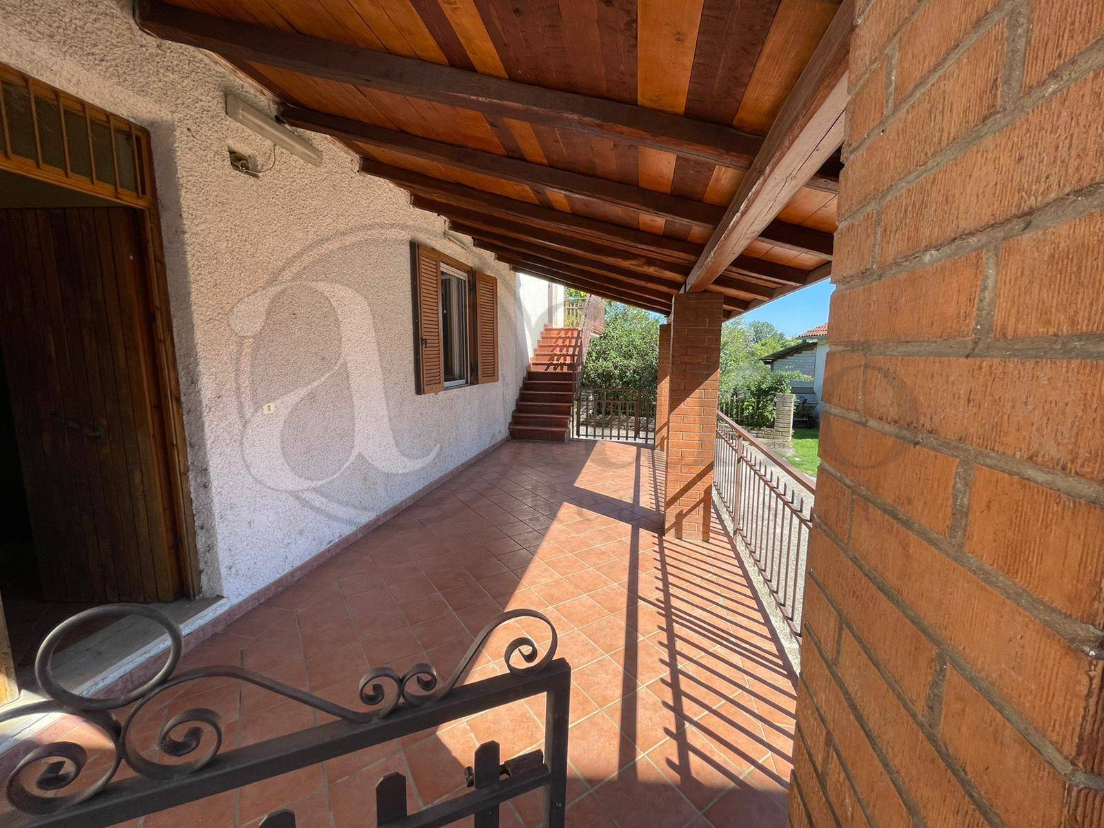 Casa indipendente in vendita a Colfelice