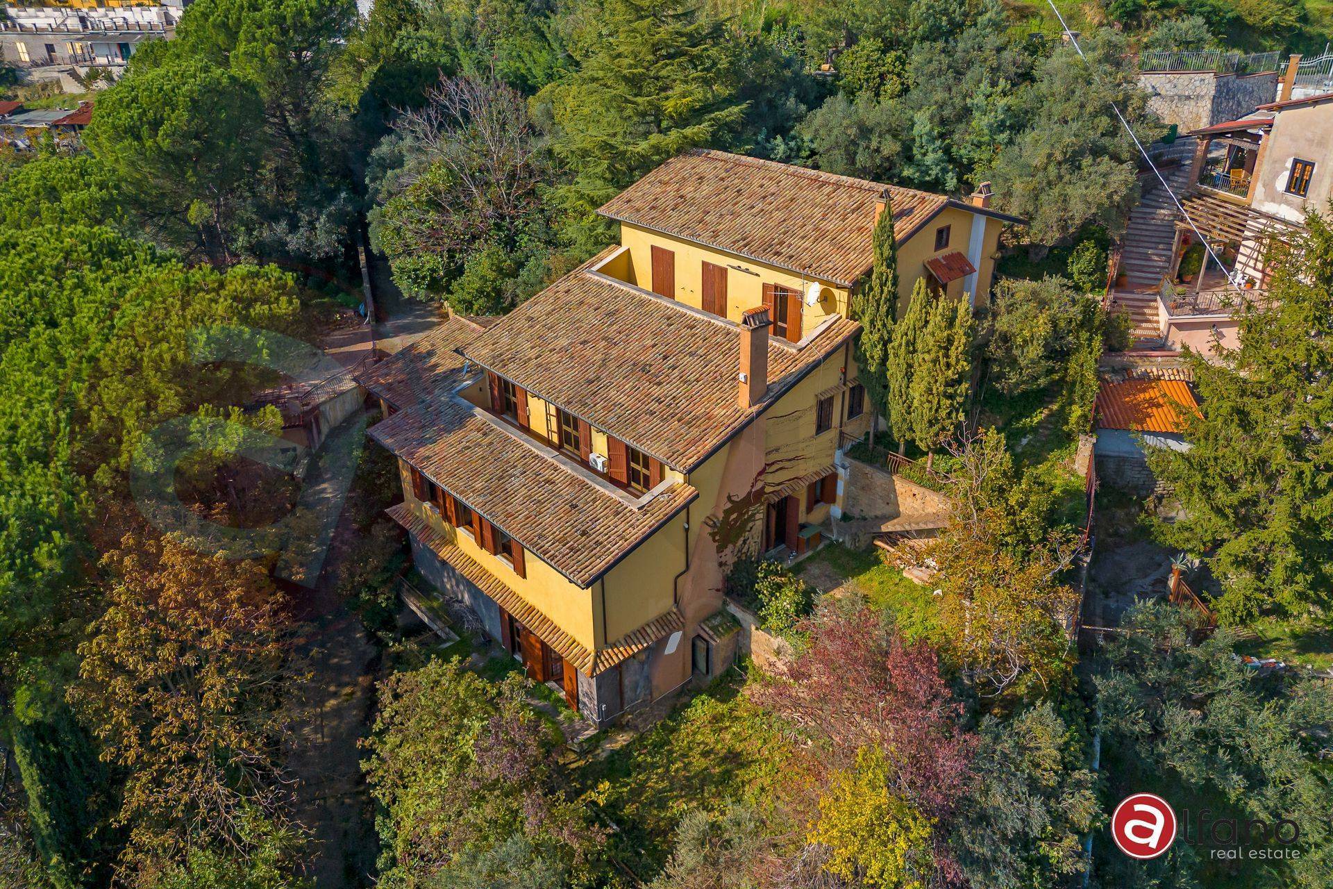 Villa in vendita a Olevano Romano