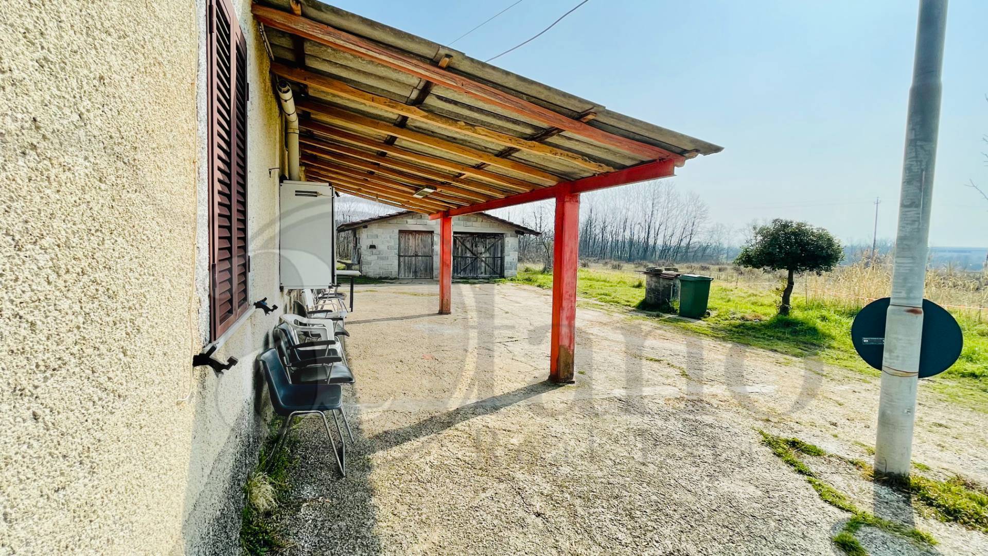 Casale di campagna in vendita a Colfelice