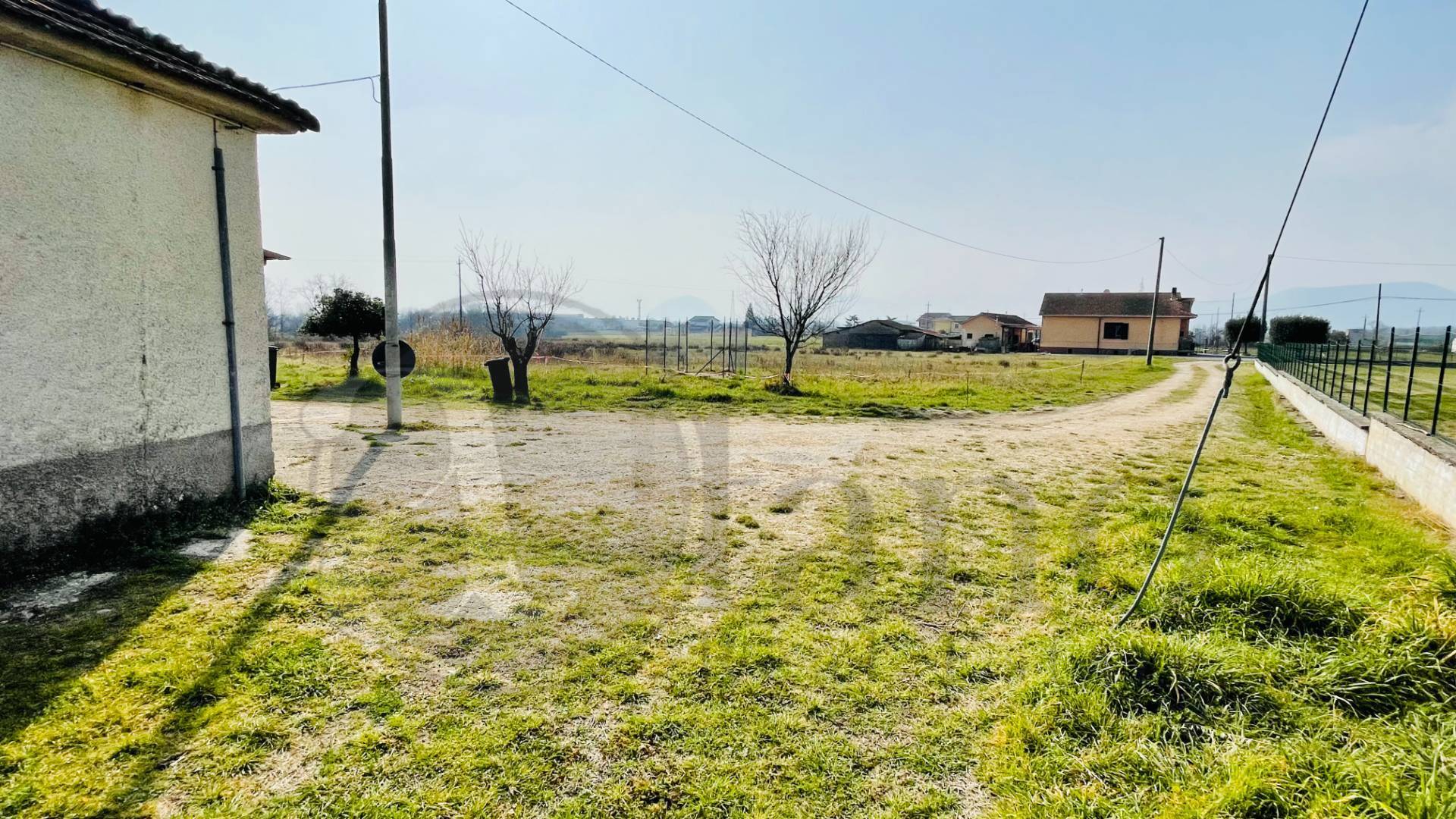 Casale di campagna in vendita a Colfelice