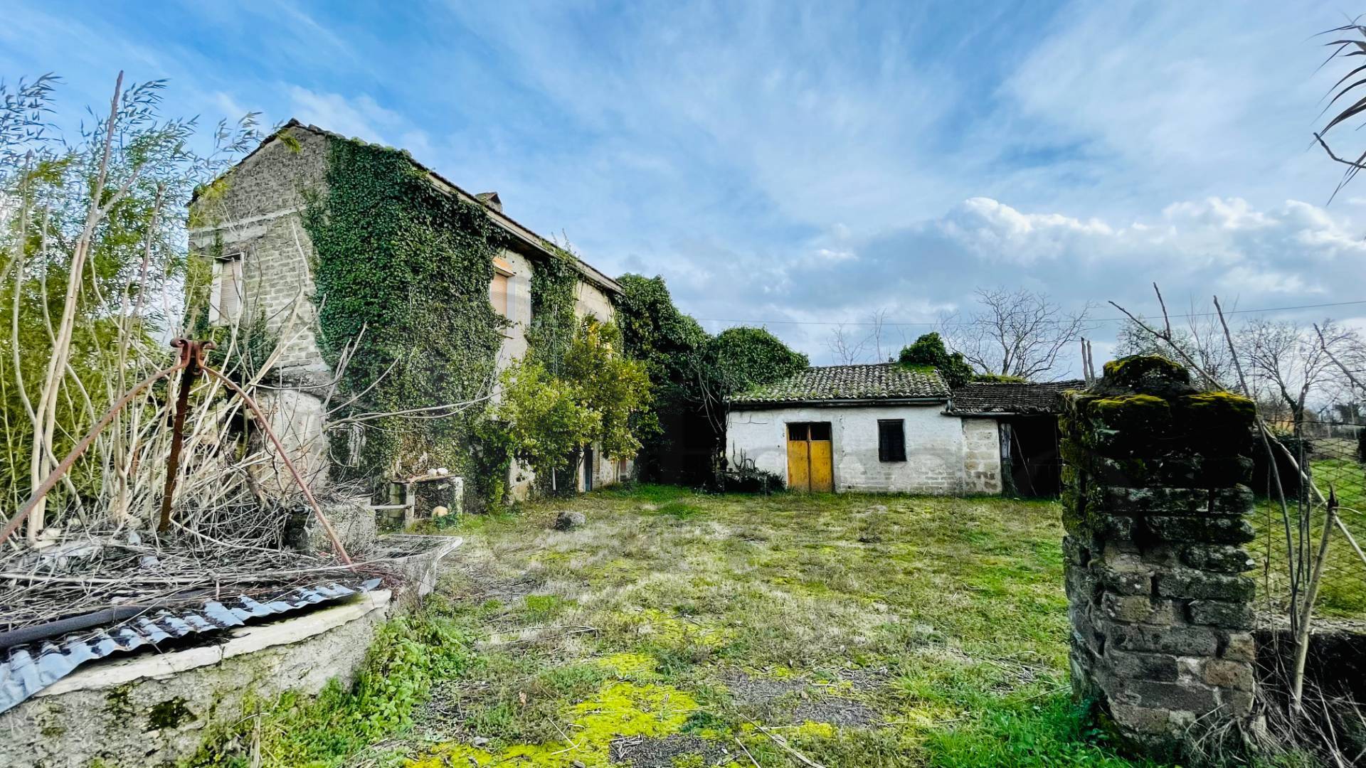 Casale di campagna in vendita a Roccasecca