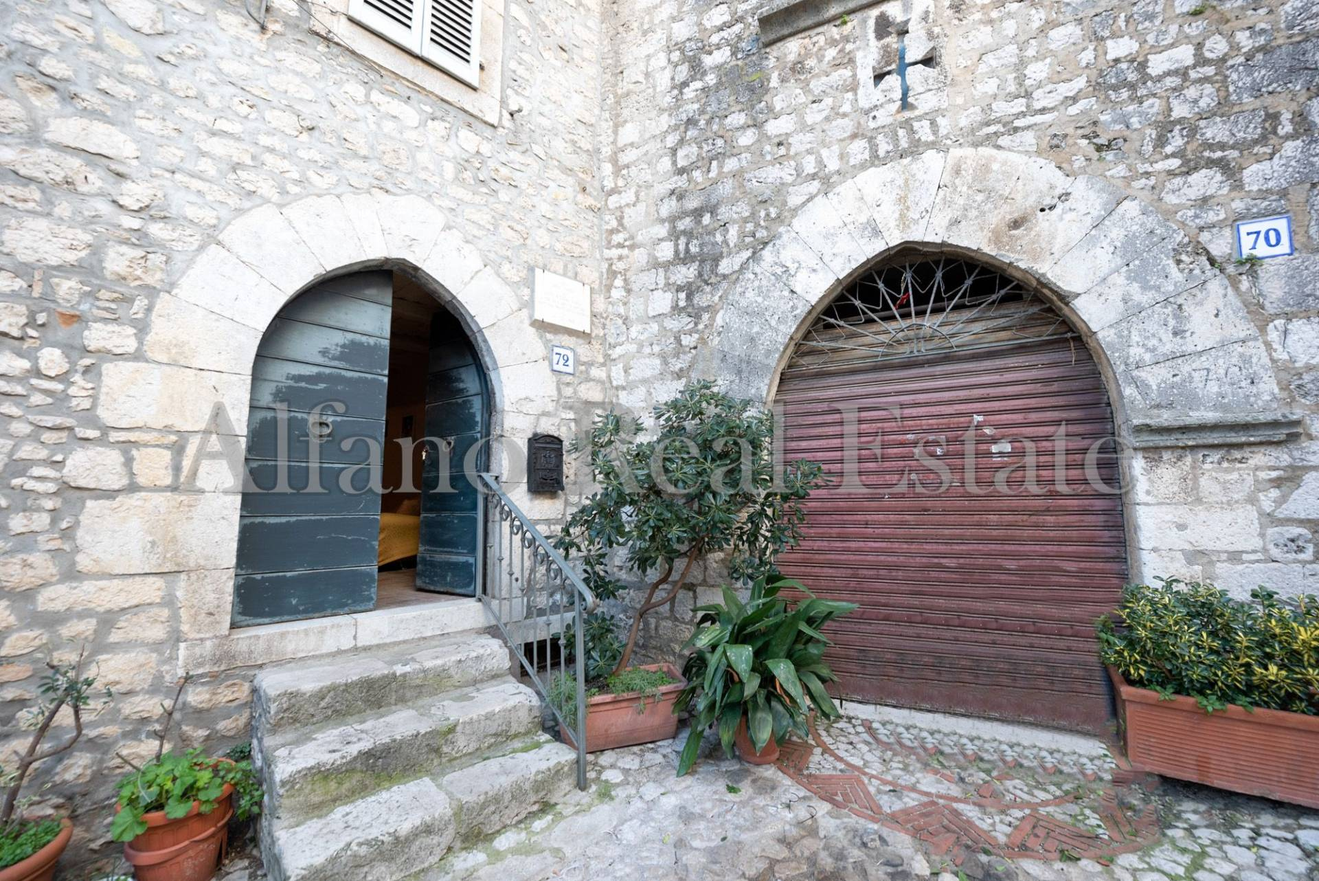 Abitazioni tipiche storiche in vendita a Veroli