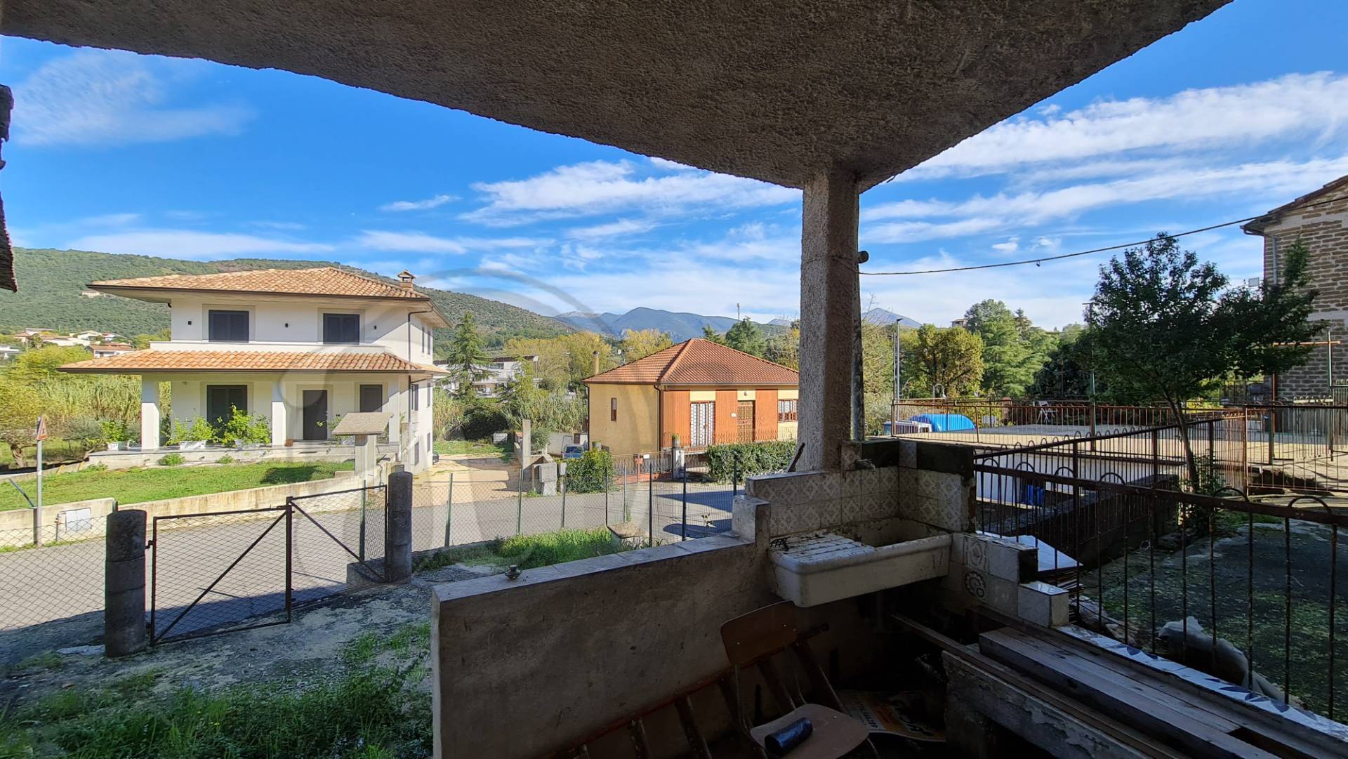 Abitazioni tipiche storiche in vendita a Colfelice, Colfelice (Coldragone)