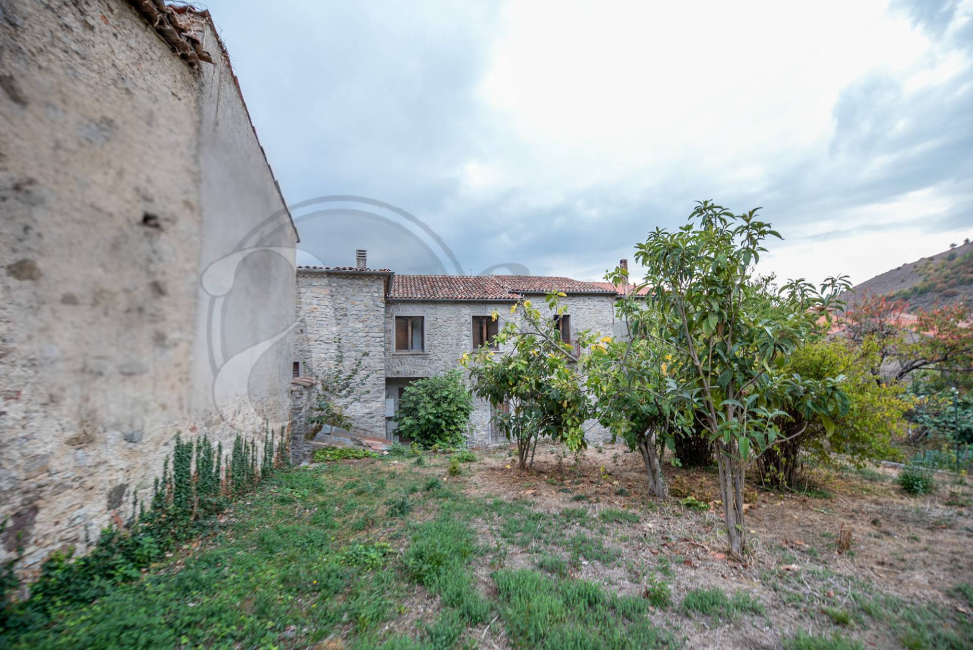 Abitazioni tipiche storiche in vendita a Sasso di Castalda