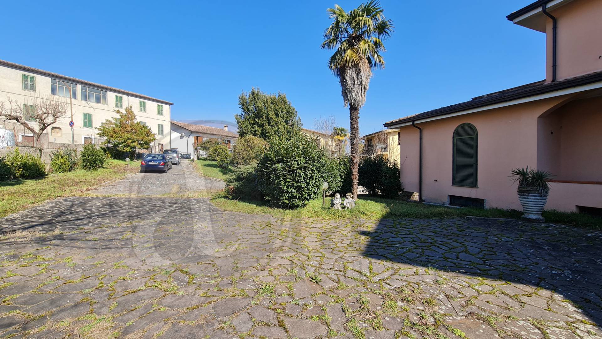 Villa in vendita a Monte San Giovanni Campano, Porrino