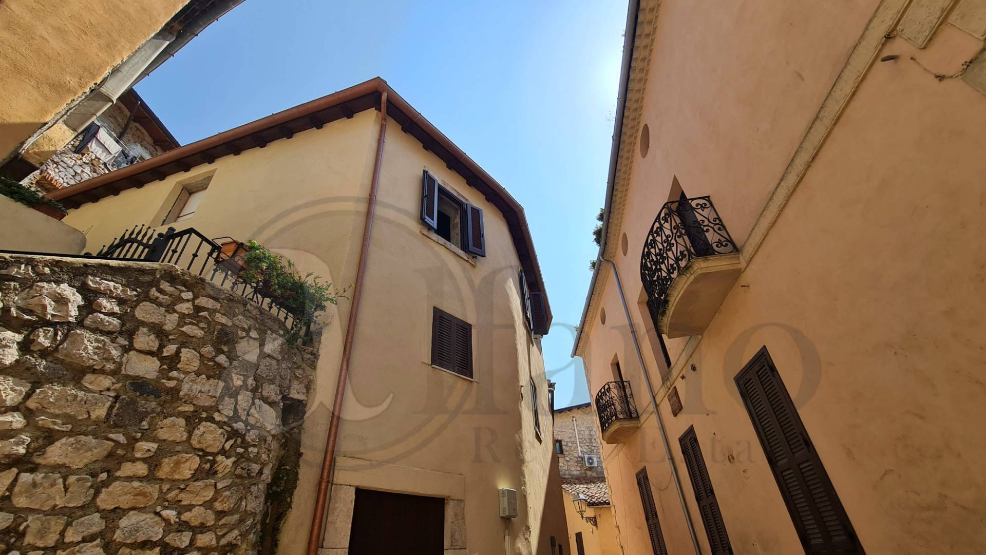 Abitazioni tipiche storiche in vendita a Prossedi