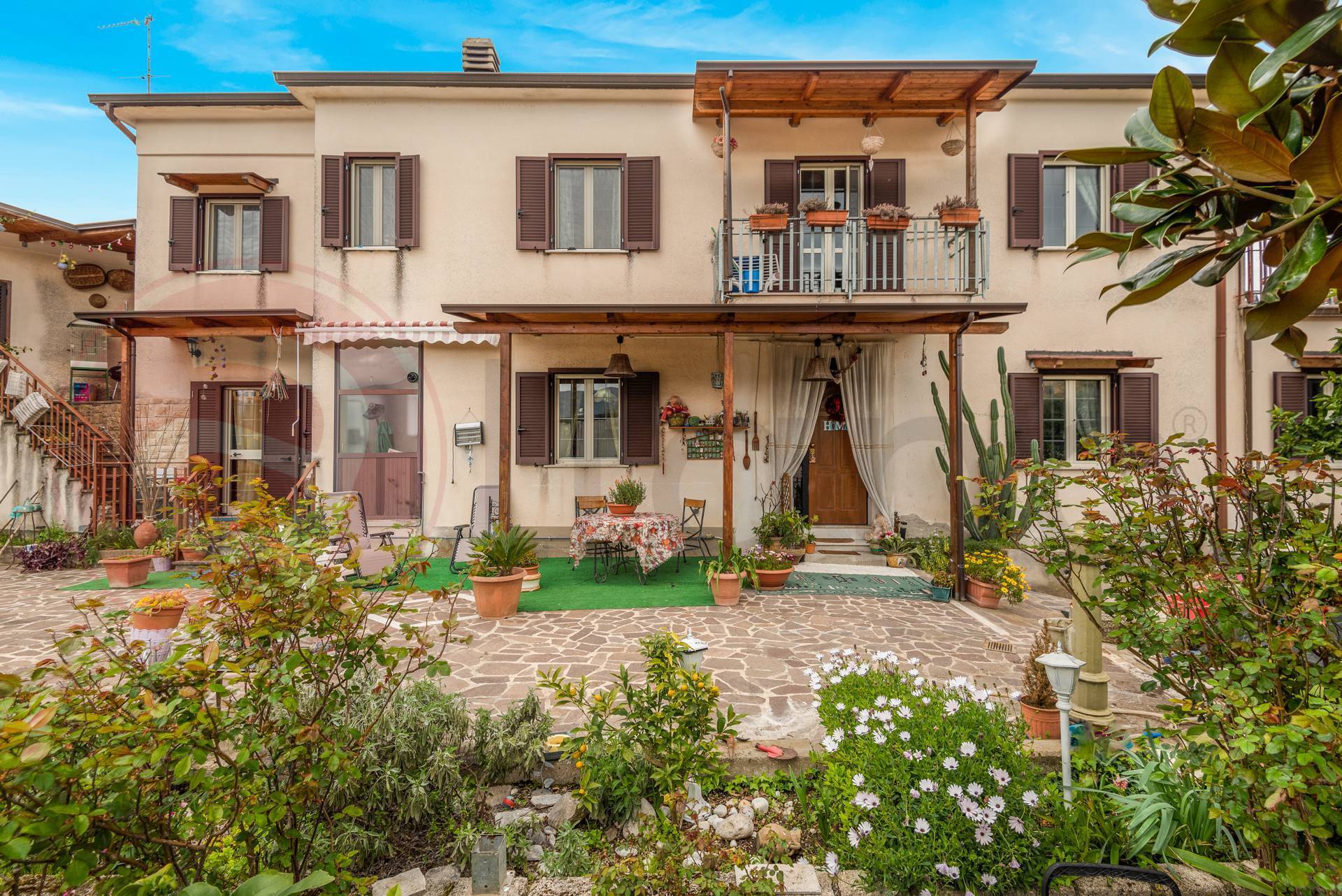 Casa indipendente in vendita a Sant'Ambrogio sul Garigliano