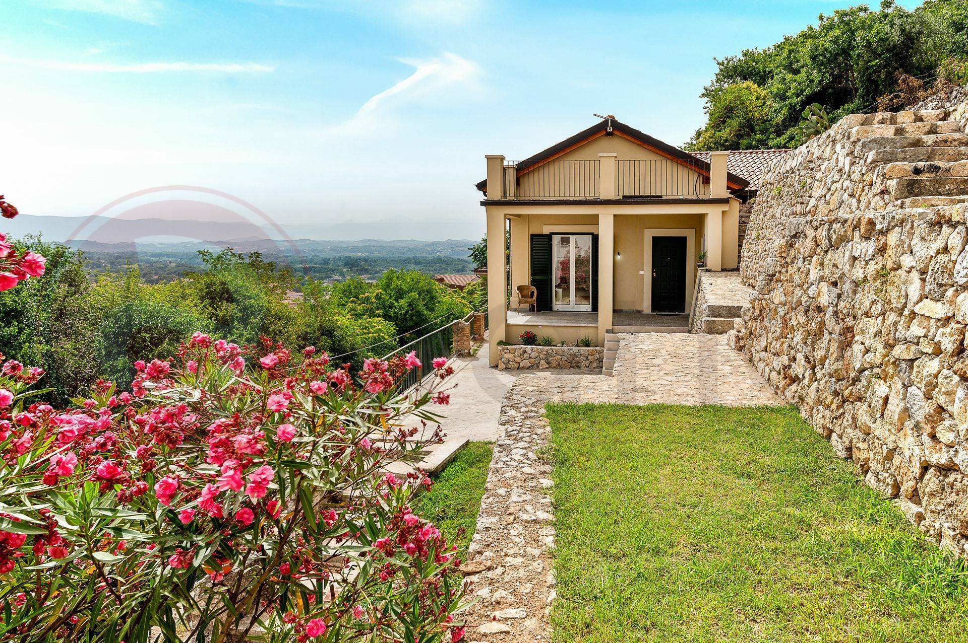 Abitazioni tipiche storiche in vendita a Arce