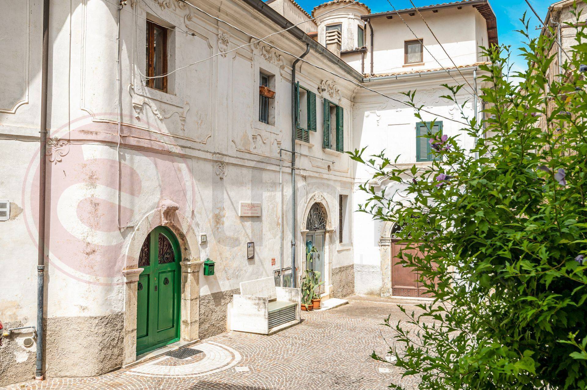 Abitazioni tipiche storiche in vendita a Arce