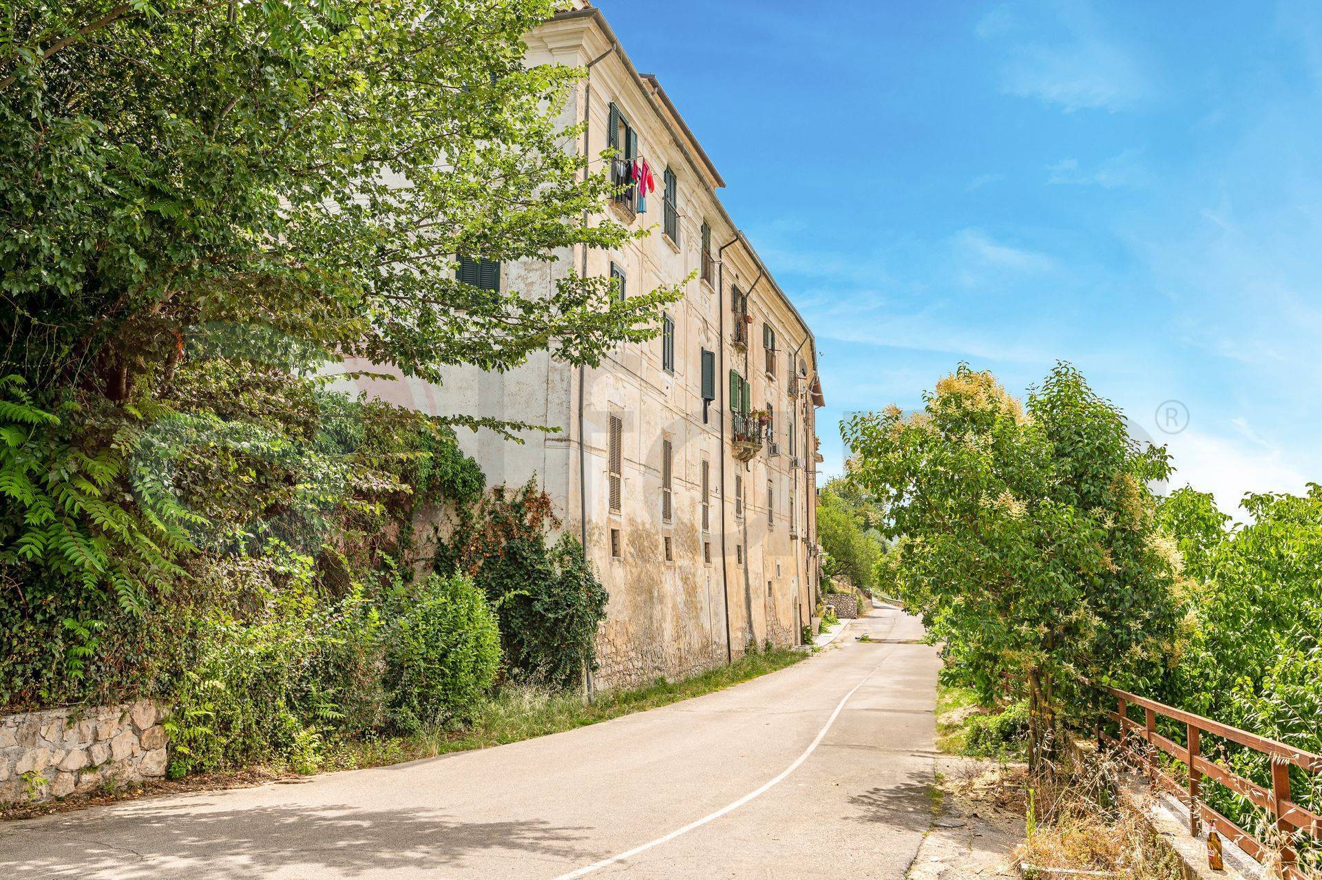 Abitazioni tipiche storiche in vendita a Arce