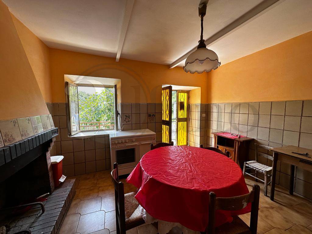 Casa singola in vendita a Santopadre