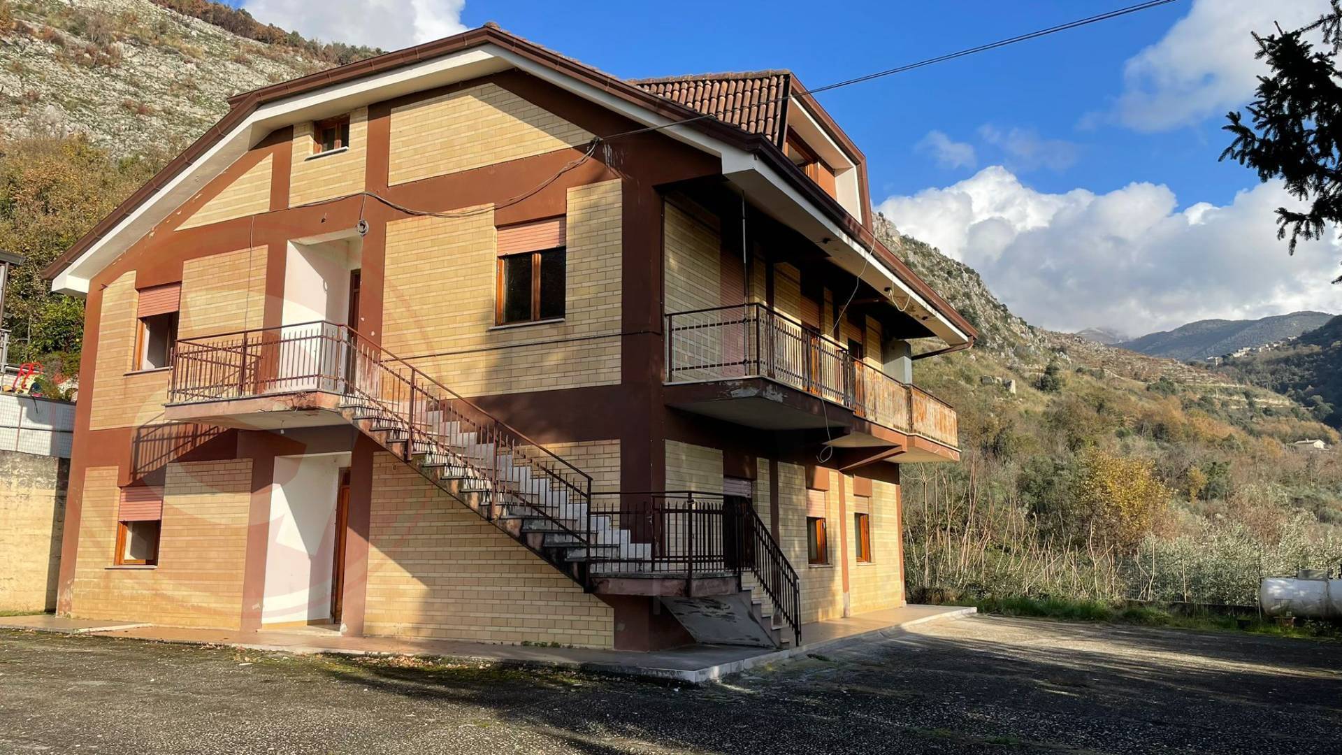 Villa bifamiliare in vendita a Roccasecca