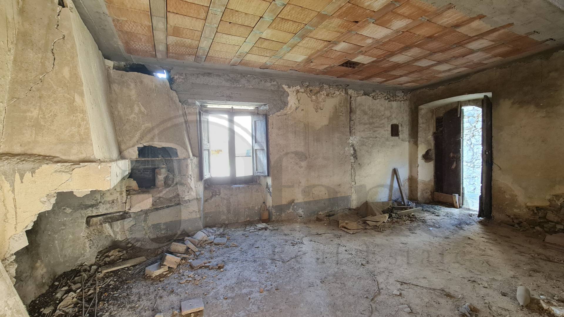 Abitazioni tipiche storiche in vendita a Arce