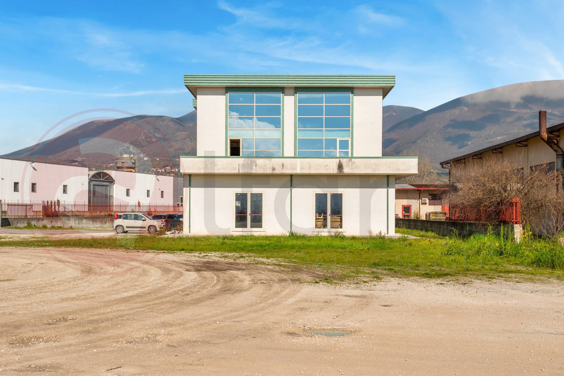 Industriale-logistico in vendita a Sora