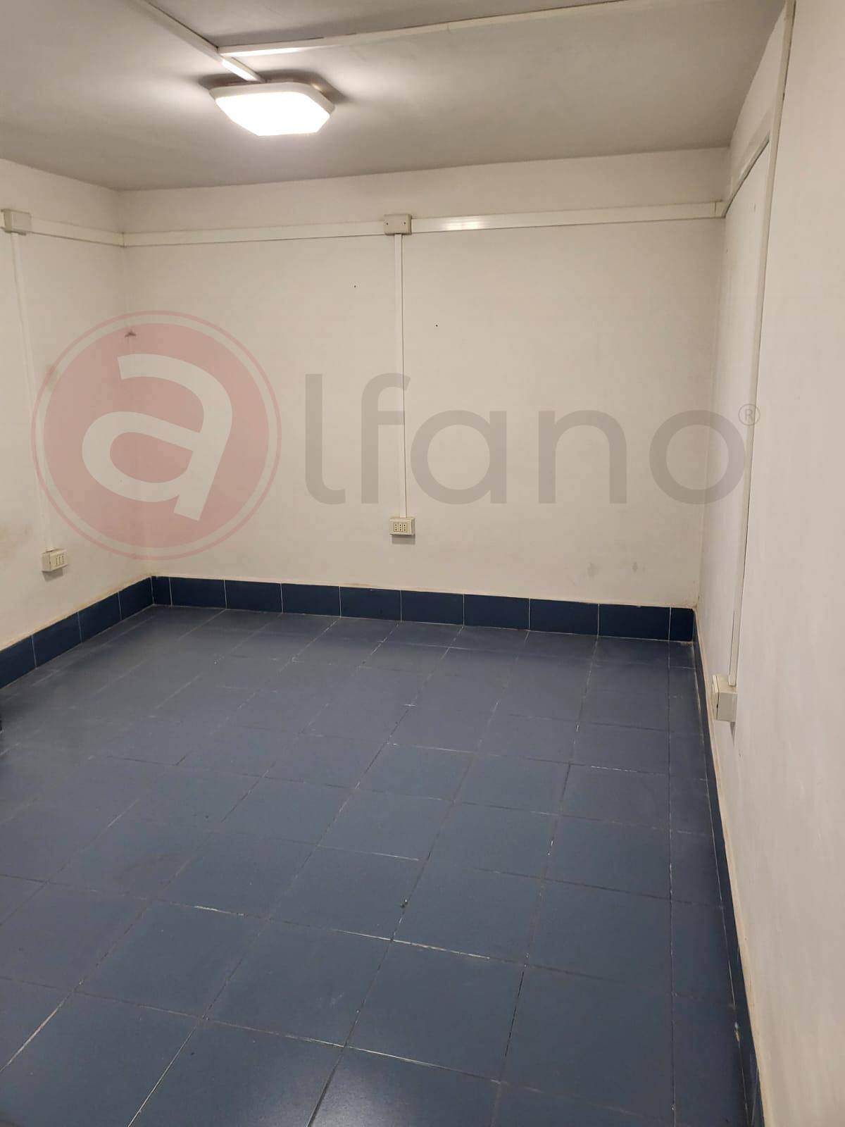 Locale commerciale in vendita a Cassino