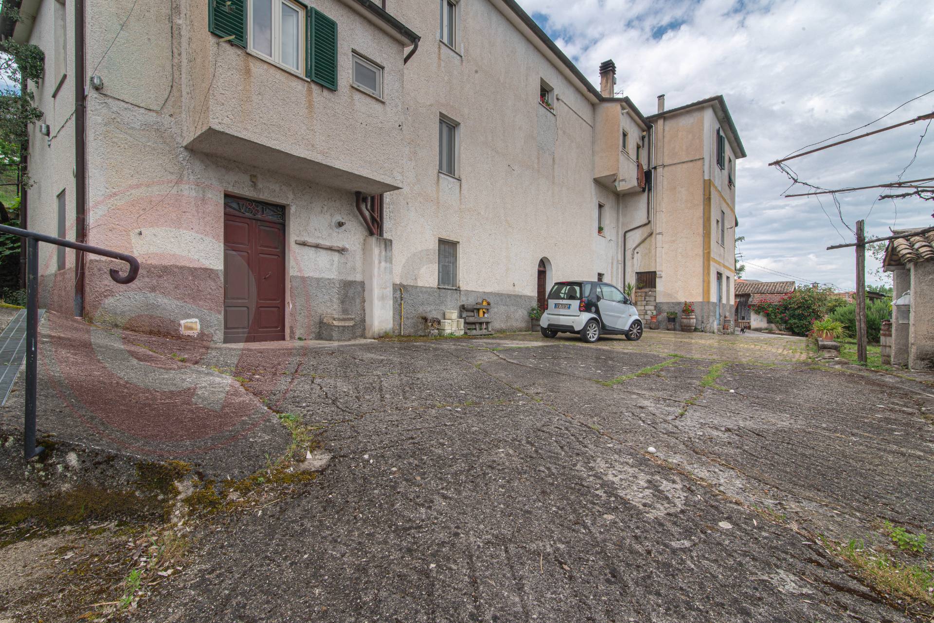 soluzione semiindipendente in vendita a Arpino