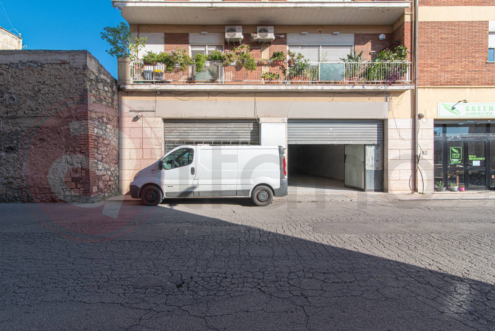 Locale commerciale in vendita a Terracina