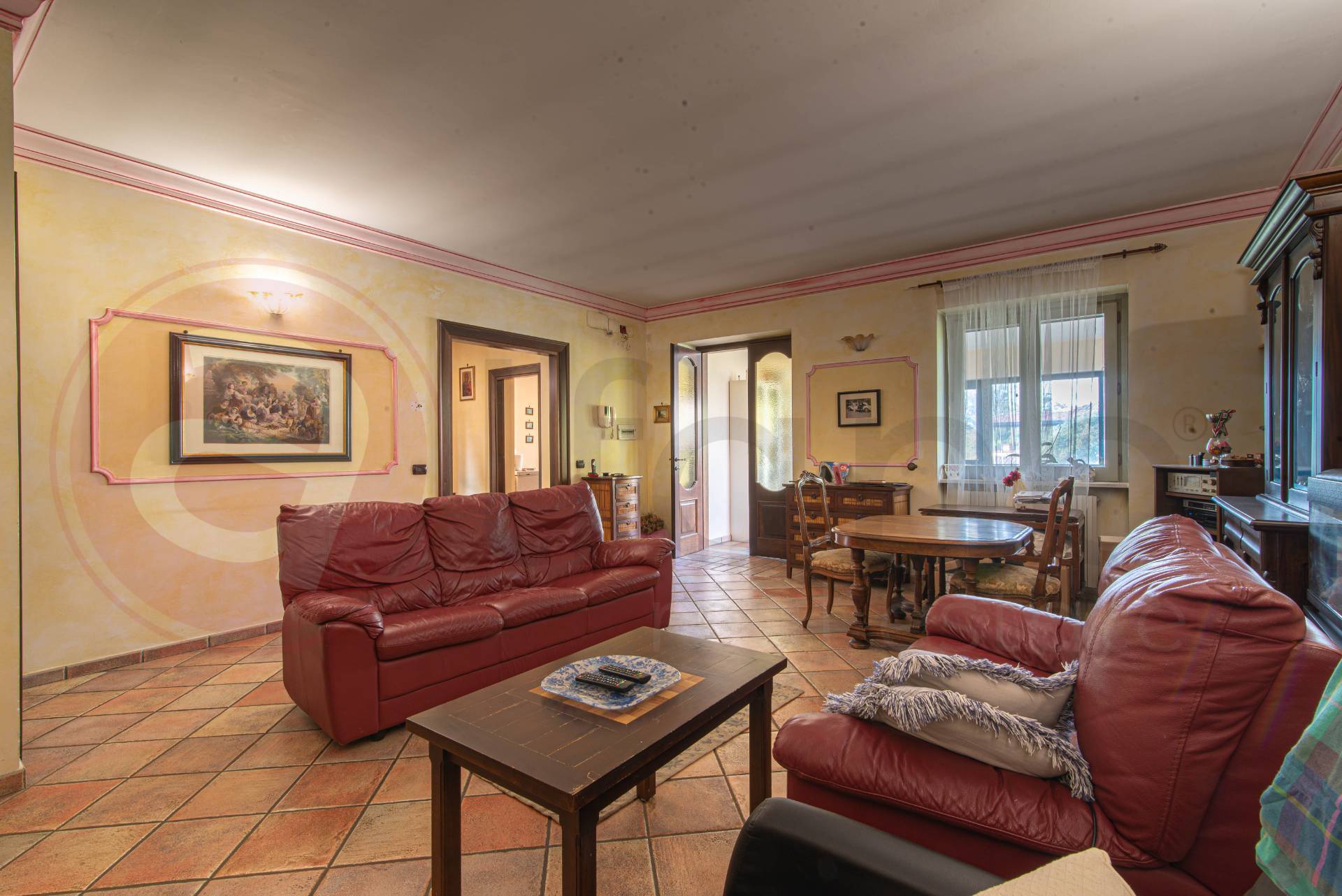 Villa in vendita a Cervaro