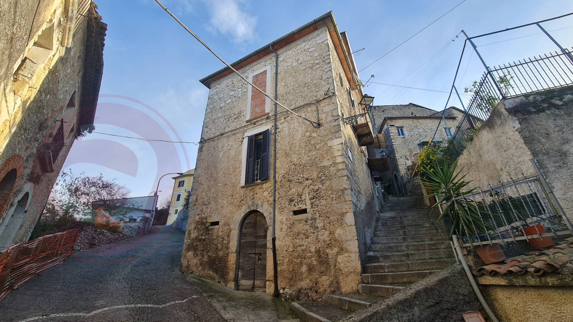 Abitazioni tipiche storiche in vendita a Arce, centro storico