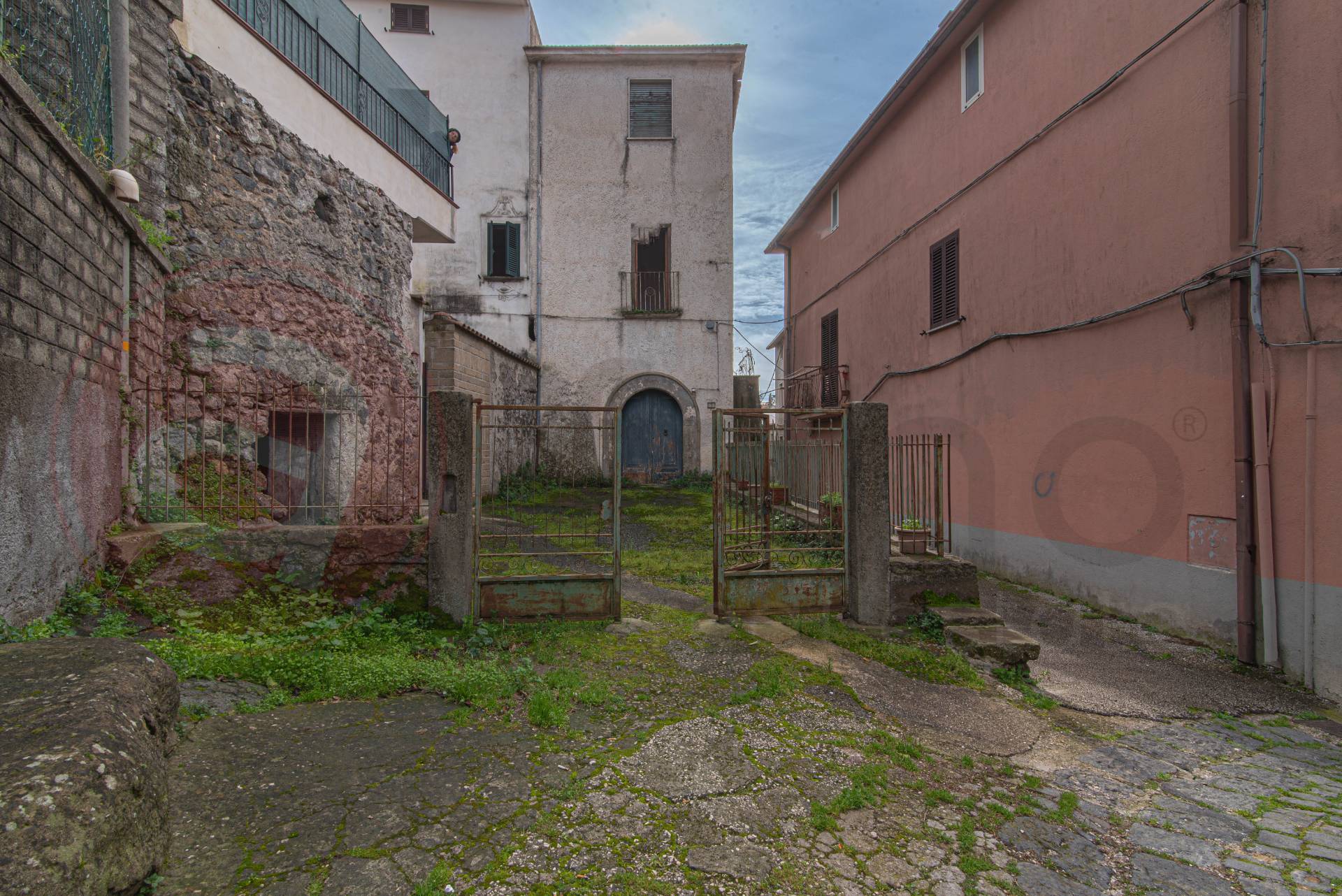 Palazzo storico in vendita a Sessa Aurunca