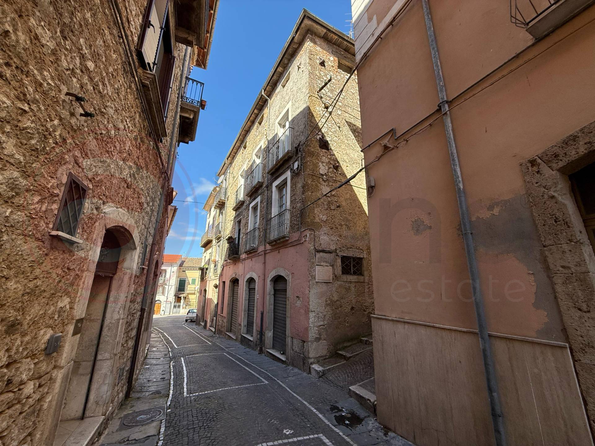 Abitazioni tipiche storiche in vendita a Roccasecca, Centro storico