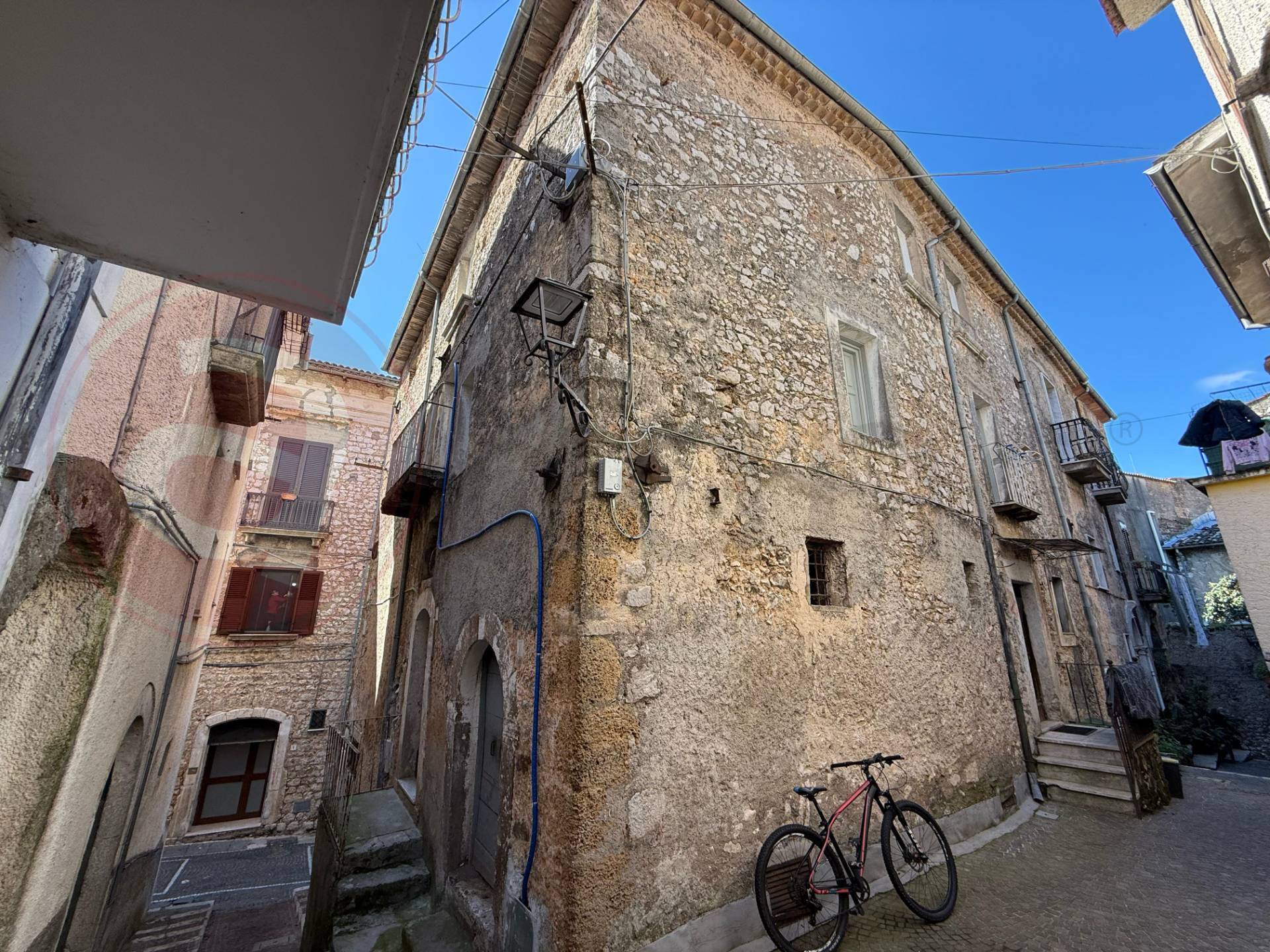 Abitazioni tipiche storiche in vendita a Roccasecca, Centro storico