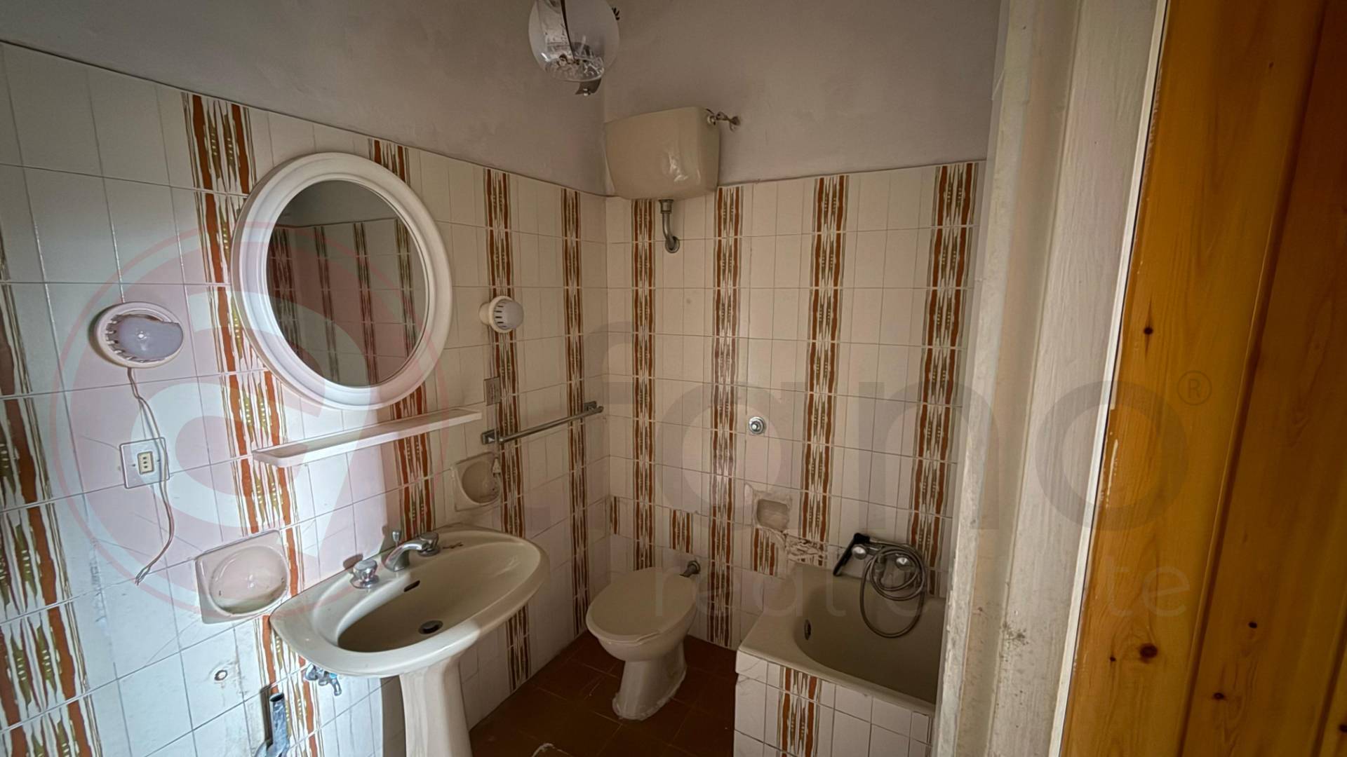 Palazzo intero stabile in vendita a Piglio