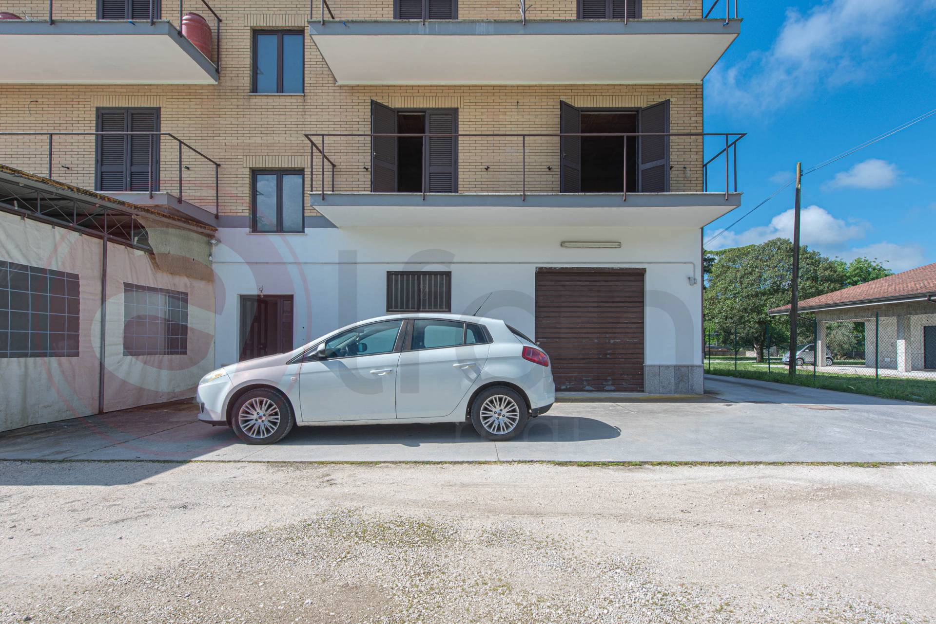 Palazzo intero stabile in vendita a Castrocielo