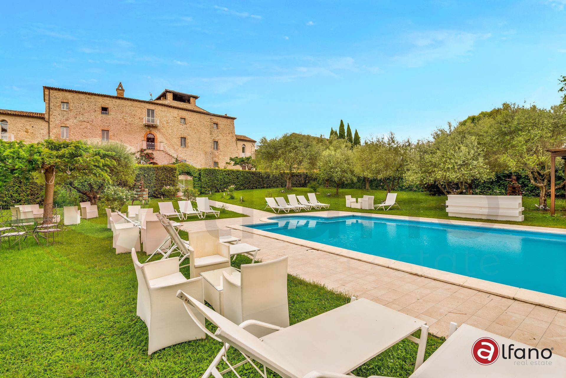 Abitazioni tipiche storiche in vendita a Massa Martana, Montignano