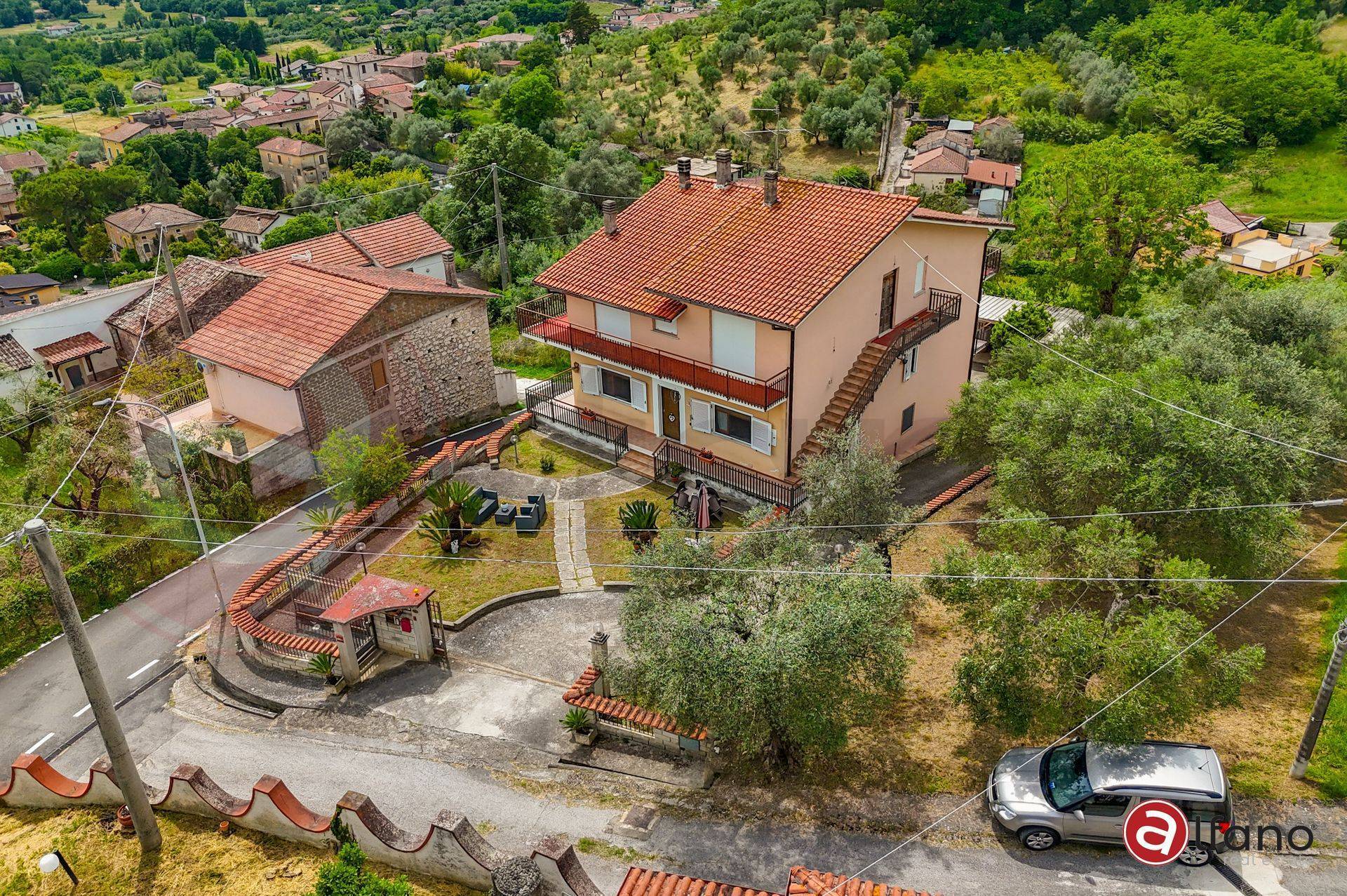 Casa indipendente in vendita a Colfelice, Villafelice