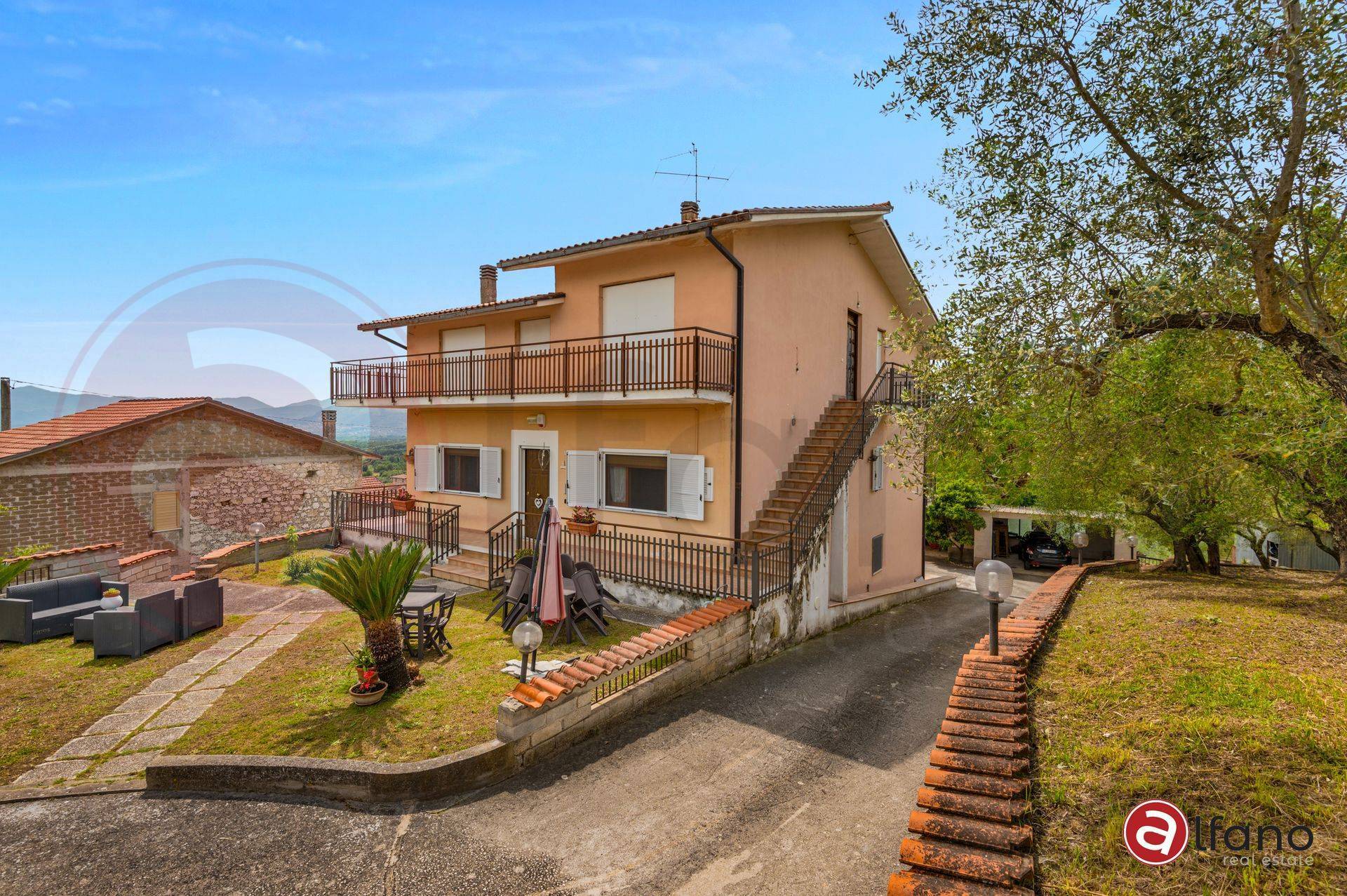 Casa indipendente in vendita a Colfelice, Villafelice