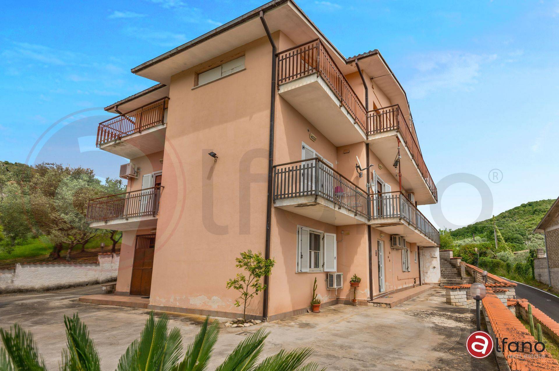 Casa indipendente in vendita a Colfelice, Villafelice