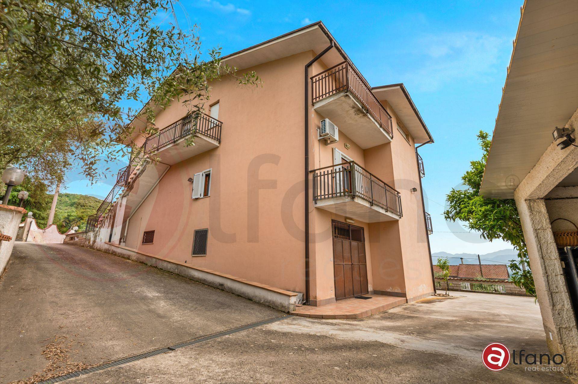 Casa indipendente in vendita a Colfelice, Villafelice