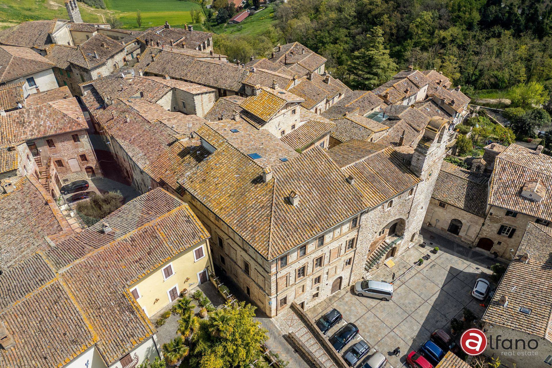 Palazzo storico in vendita a San Gemini