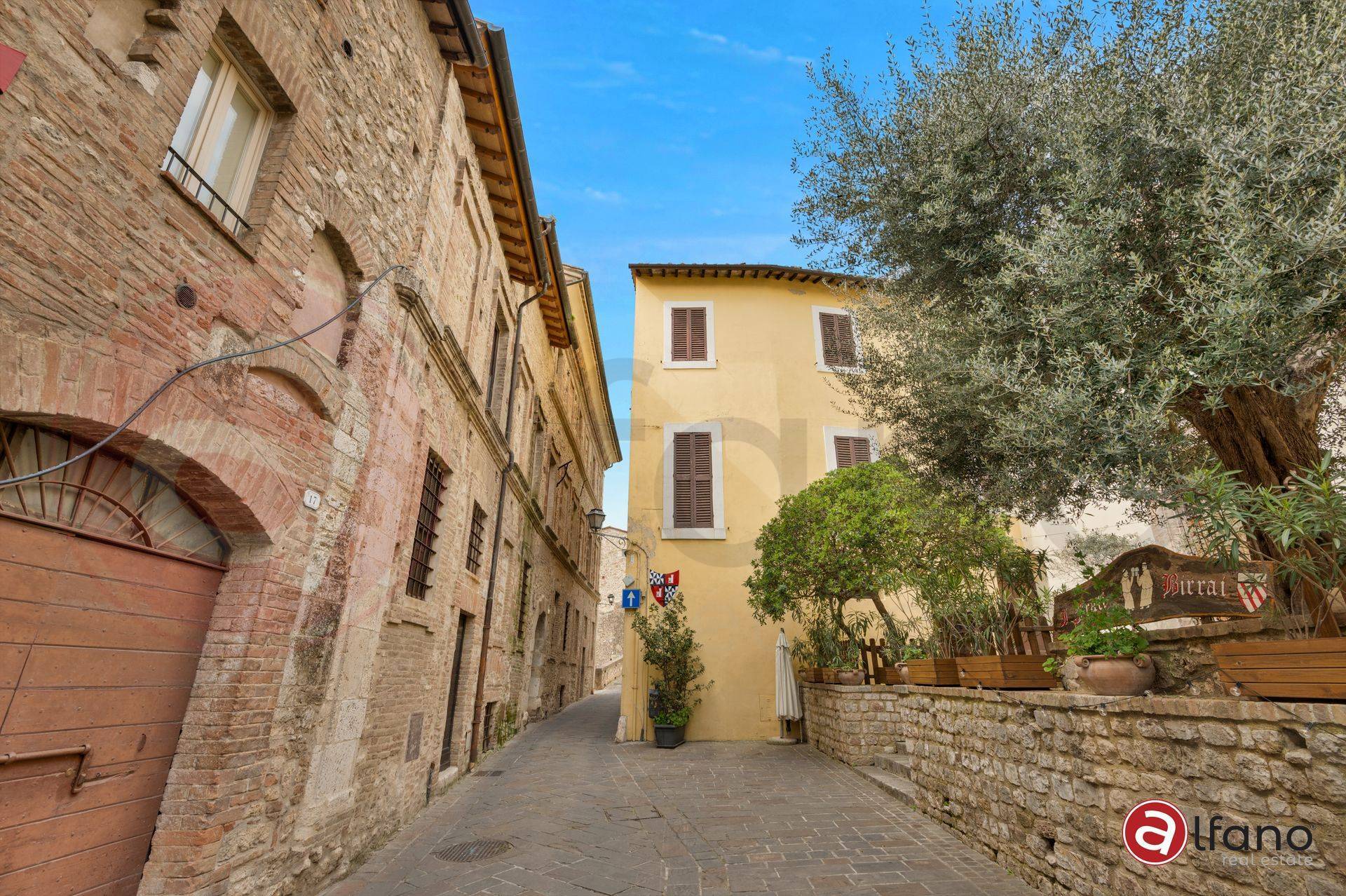 Palazzo storico in vendita a San Gemini