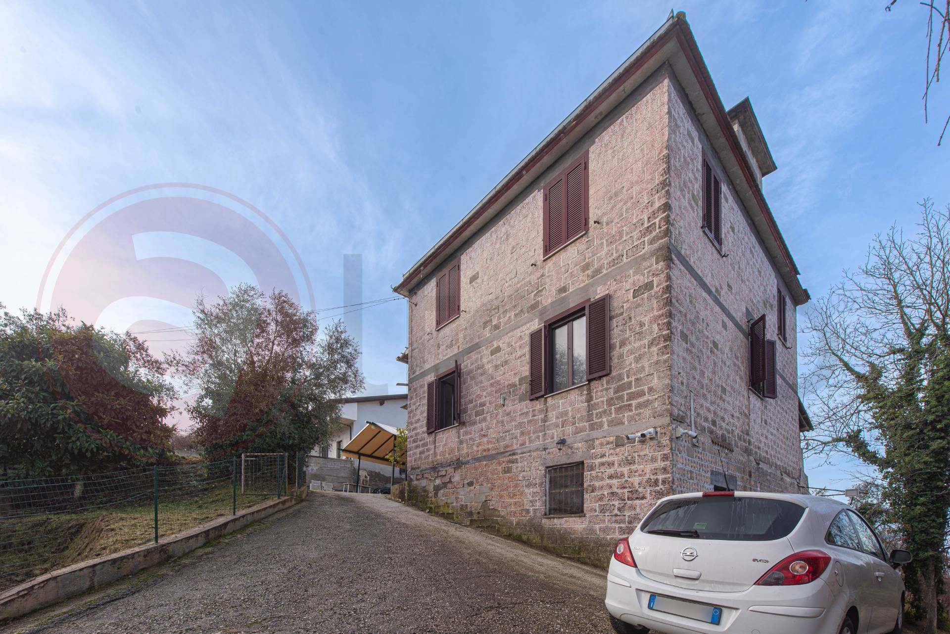 Casa indipendente in vendita a Torrice